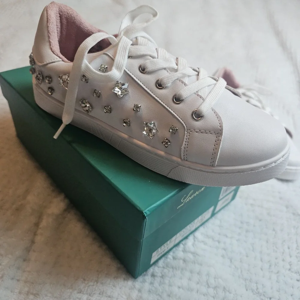 Lauren Lorraine - Pam-Y - Women's Ivory Sneakers - Size 5- Embellished‎